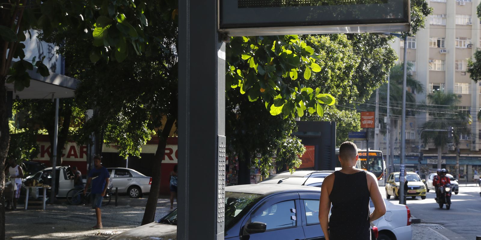 El Niño provoca mudanças climáticas e mobiliza brasileiros