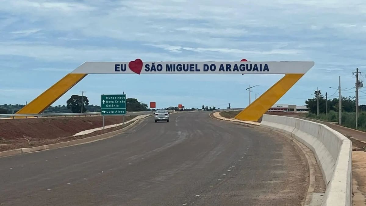 Prefeitura de São Miguel do Araguaia abre concurso público com salários de até R$ 13,6 mil