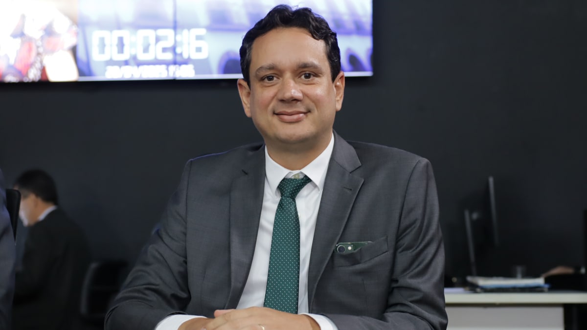 PT na Bahia articula para impedir reeleição do vereador André Fraga