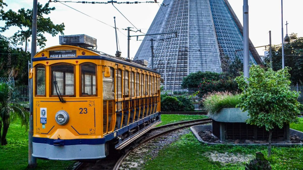 Bonde de Santa Teresa retoma operação após vendaval no Rio de Janeiro