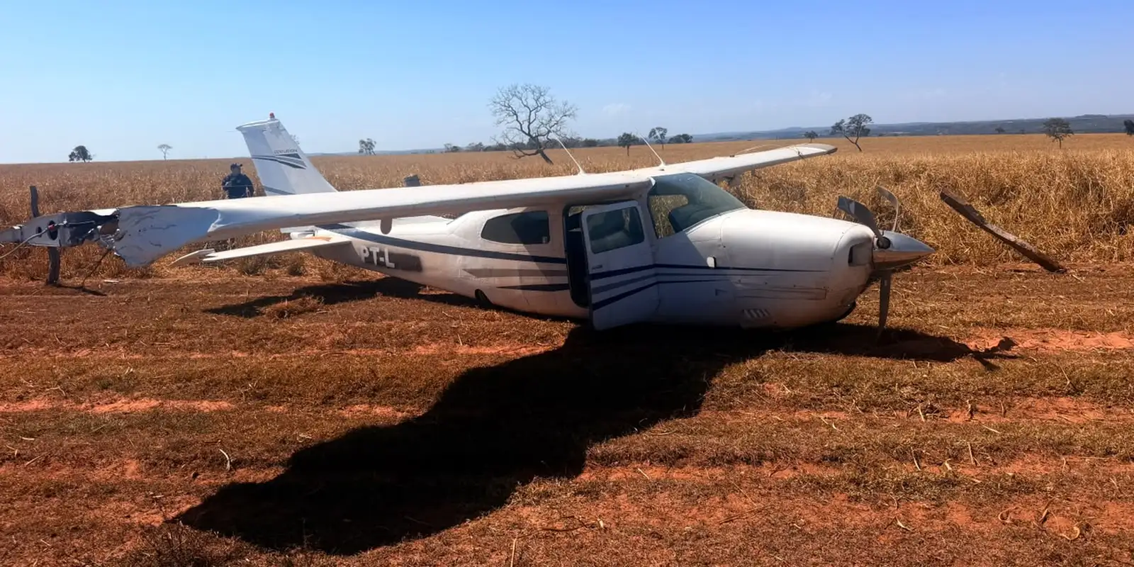 FAB intercepta avião suspeito vindo da Bolívia