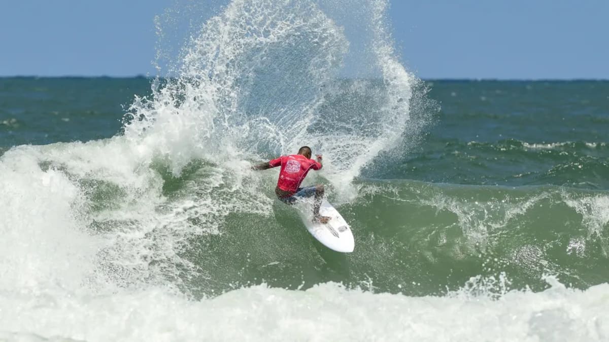 Circuito Catarinense de Surf em Laguna é adiado para 2 de agosto