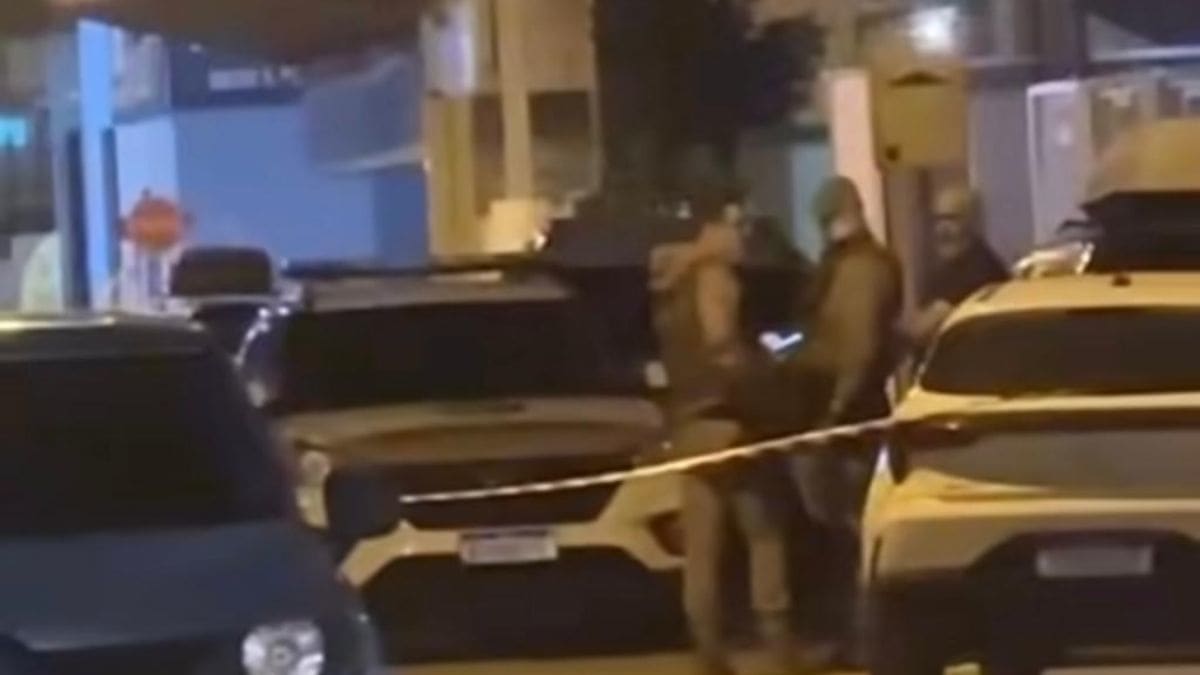 Servidor de Itapema é encontrado morto com sinais de violência; suspeitos são detidos com motocicleta roubada