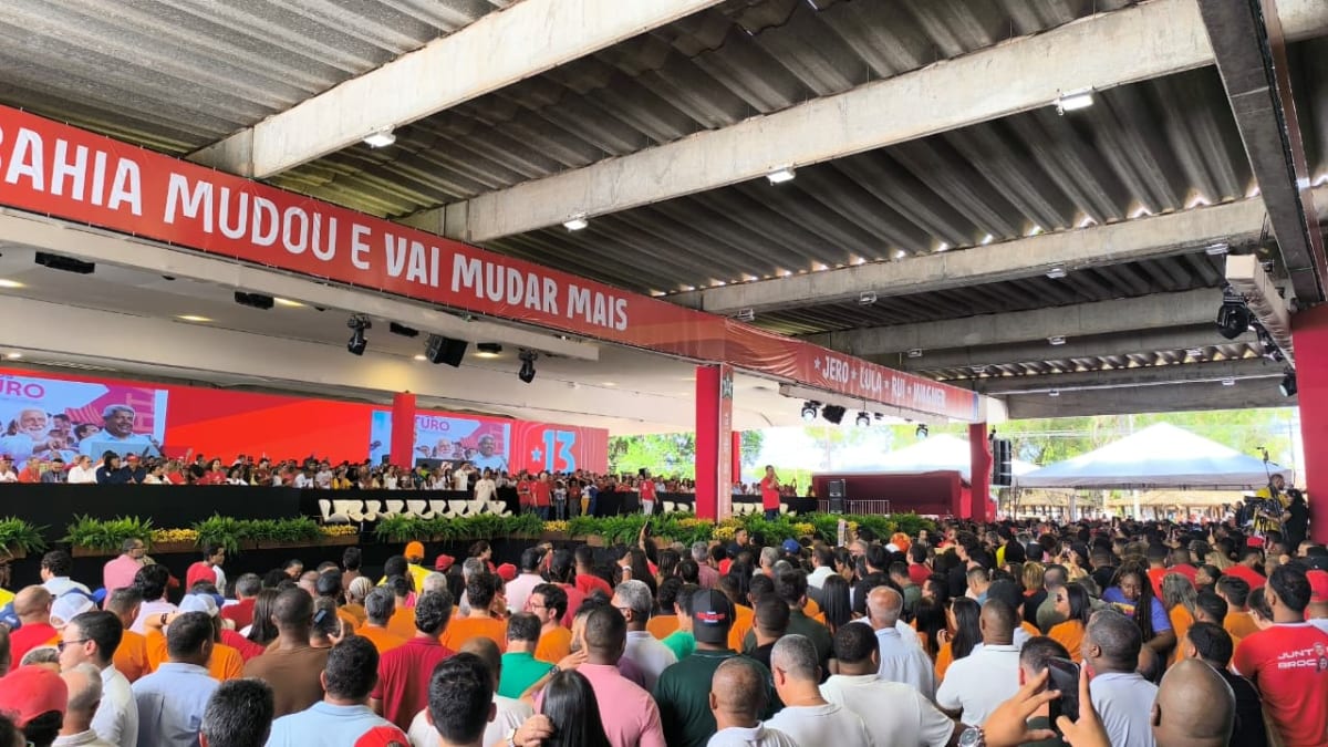 Convenção da Federação Brasil da Esperança reúne Lula e confirma Jerônimo Rodrigues à reeleição na Bahia