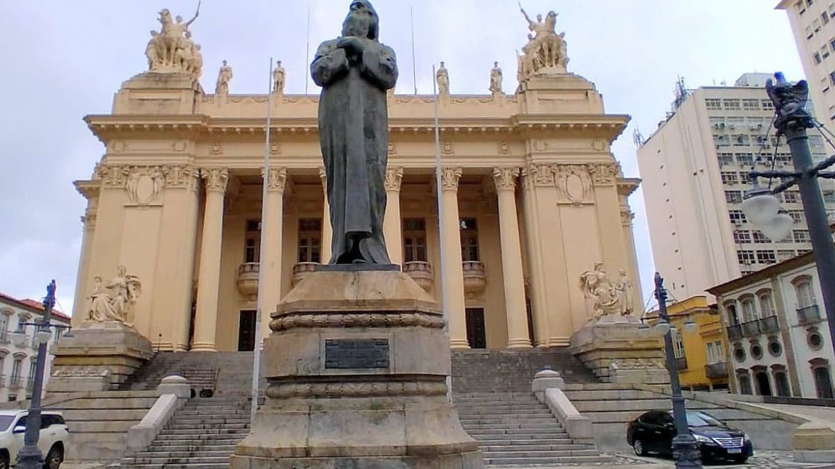 Democrata anuncia candidatos ao governo, Senado e lista para deputado federal no Rio de Janeiro em 2026