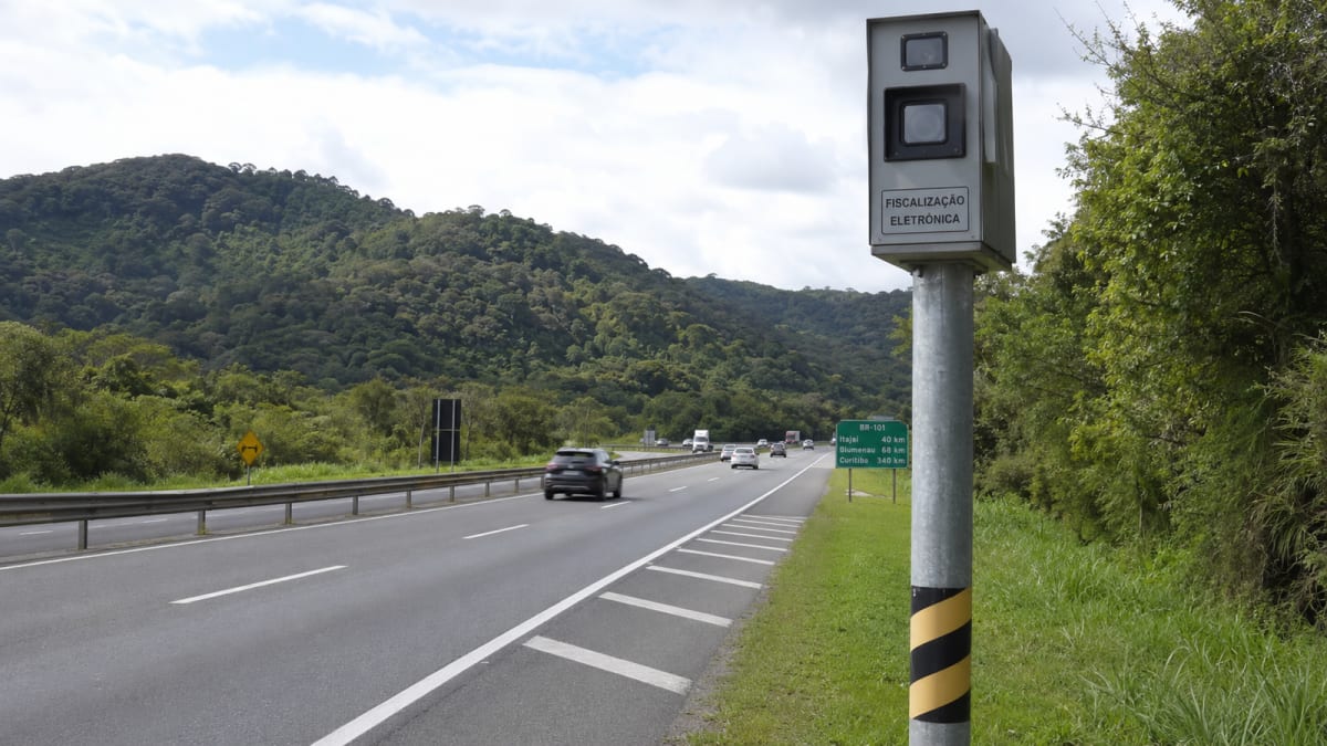Radares começam a multar em cinco rodovias federais de Santa Catarina