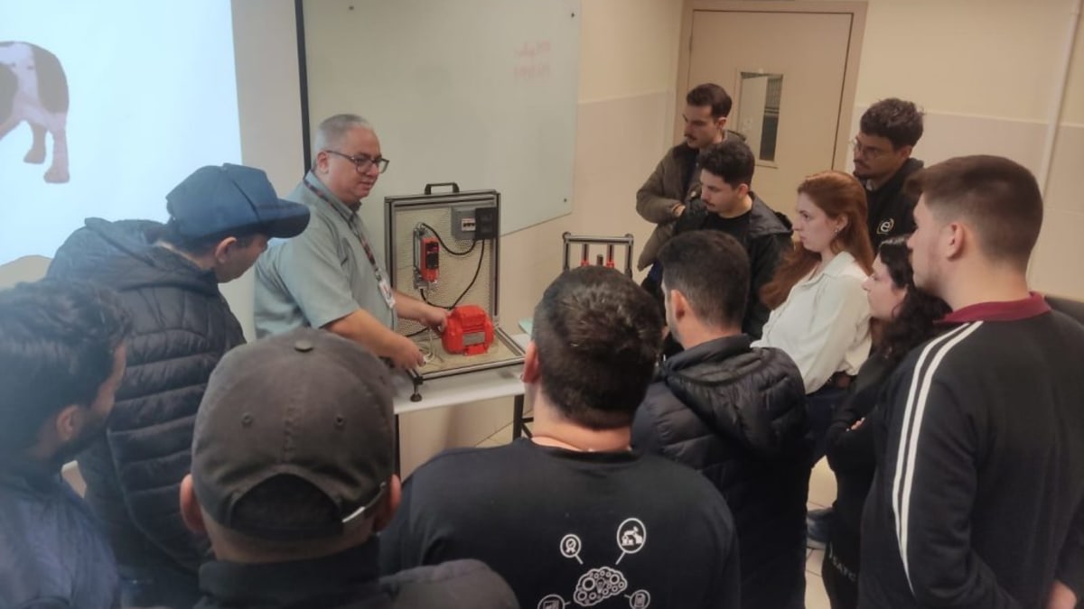 UniSatc realiza Simpósio de Engenharia com foco em inovação em Criciúma