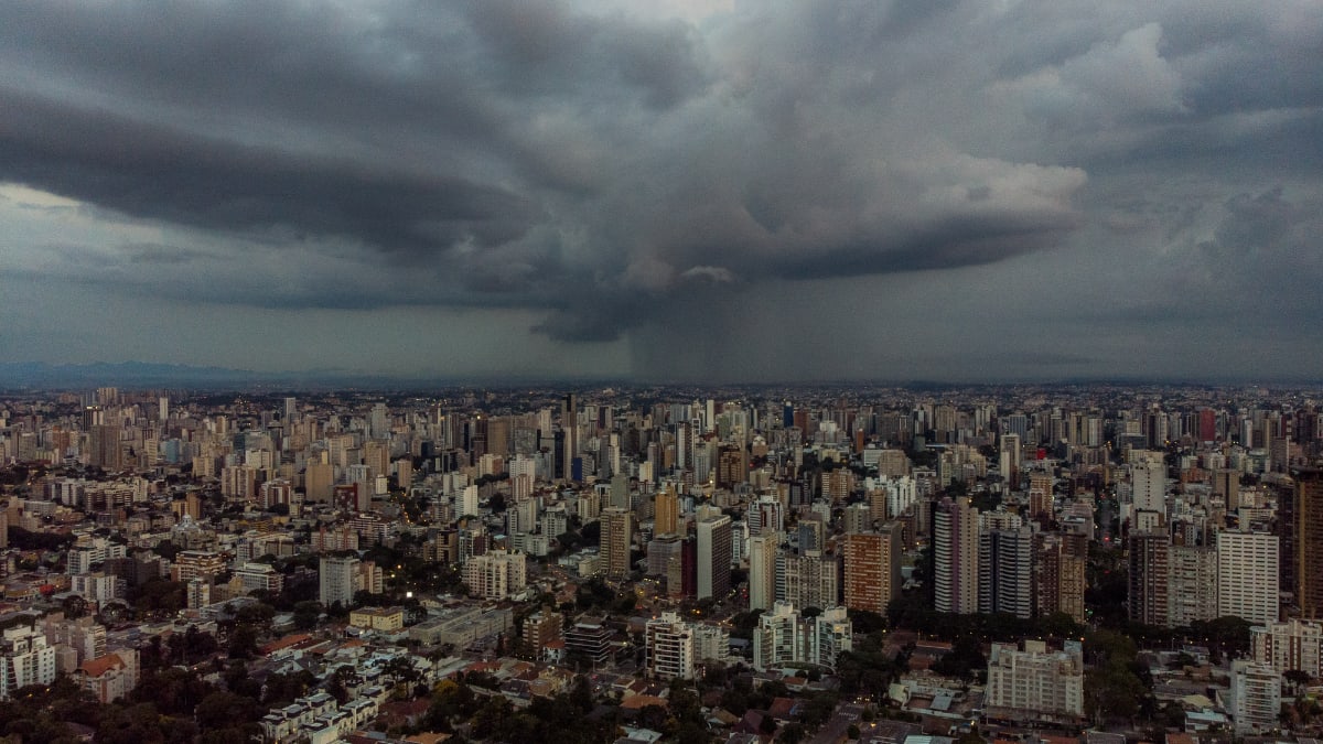 INMET alerta para possível ciclone bomba que pode atingir o Sul do Brasil e o Paraná