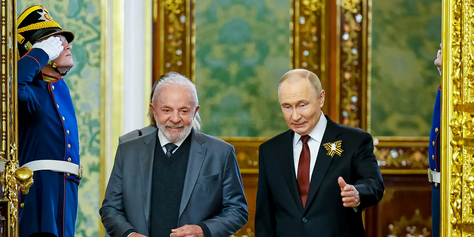 Lula e Putin discutem comércio e cooperação bilateral