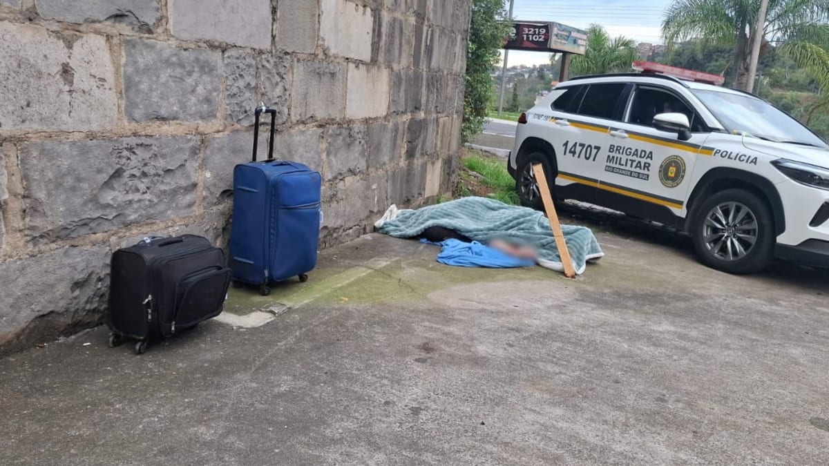 Homem é encontrado morto em pátio de estabelecimento após passar a noite no local em Caxias do Sul