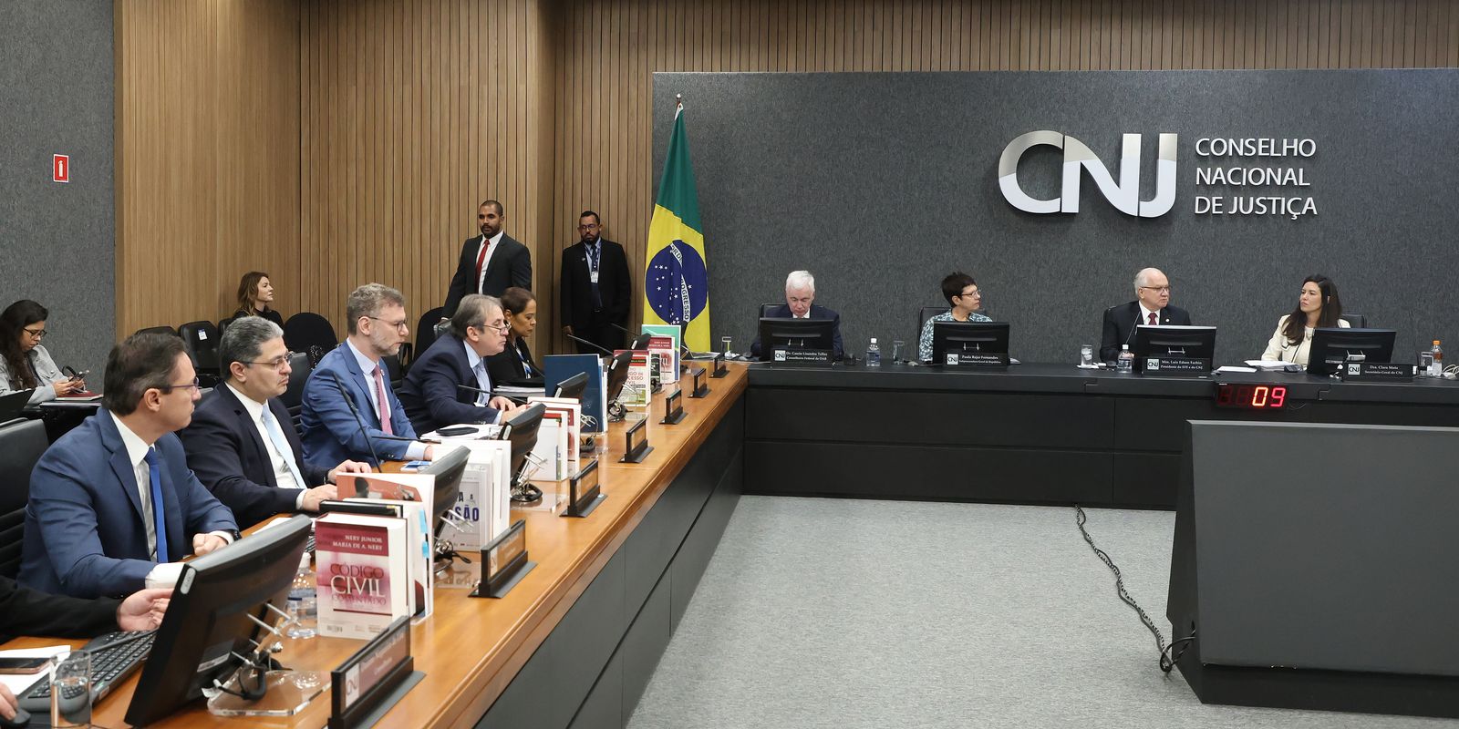 Juíza Gabriela Hardt é afastada por dois anos pelo CNJ