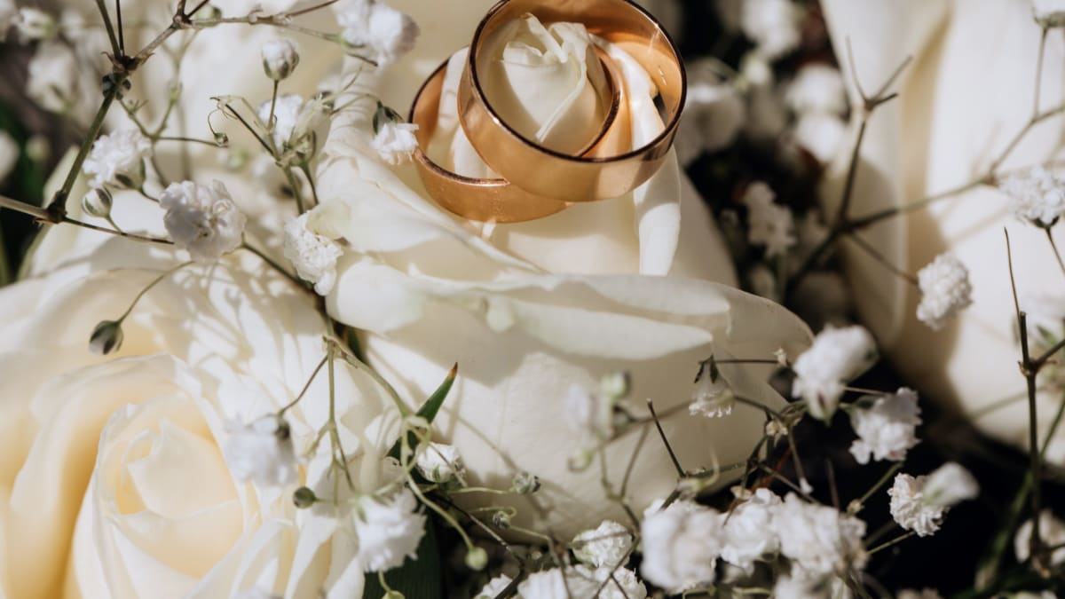 Empresa é condenada por falhas na decoração de casamento em Balneário Camboriú
