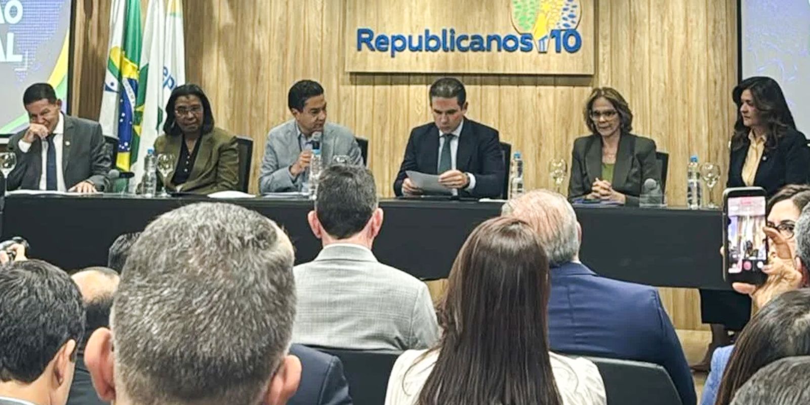 Republicanos adota independência na eleição presidencial