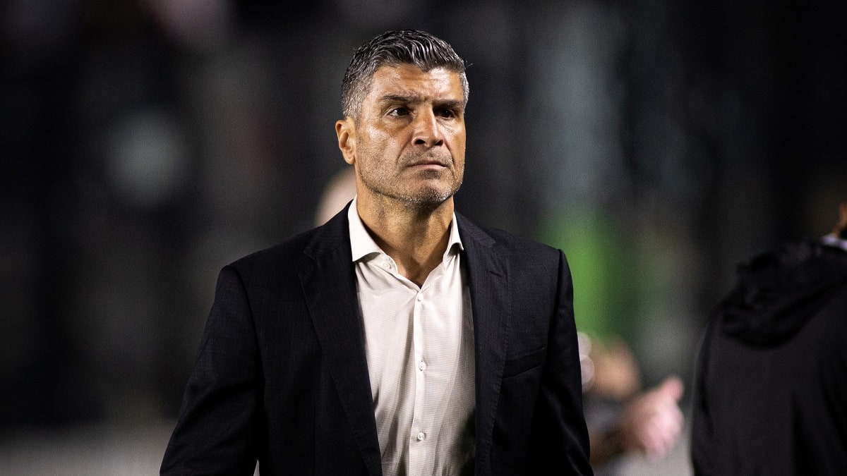 Vasco e Fluminense decidem vaga nas quartas da Copa do Brasil 2026