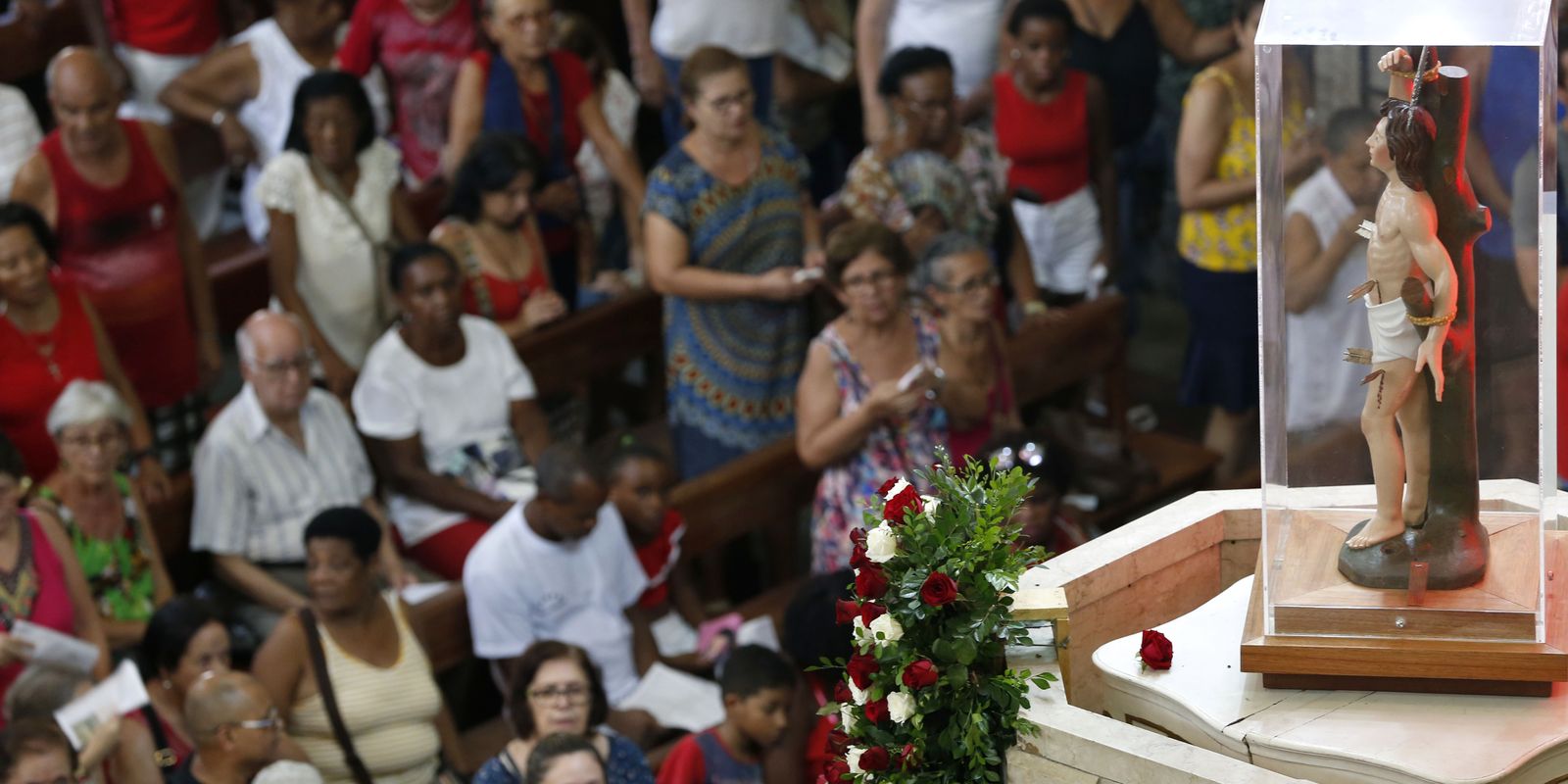 São Sebastião é celebrado com fé e sincretismo no Brasil