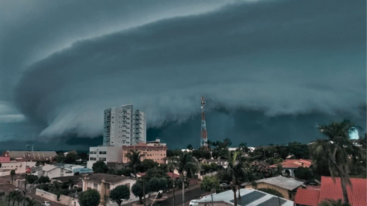 Frente fria e ciclone extratropical provocam temporais e ventania na Serra Gaúcha nesta quinta-feira
