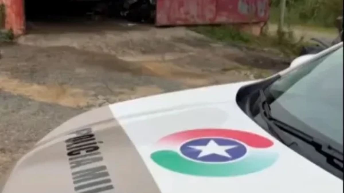 Polícia Militar recupera veículos furtados em desmanche clandestino em Gaspar
