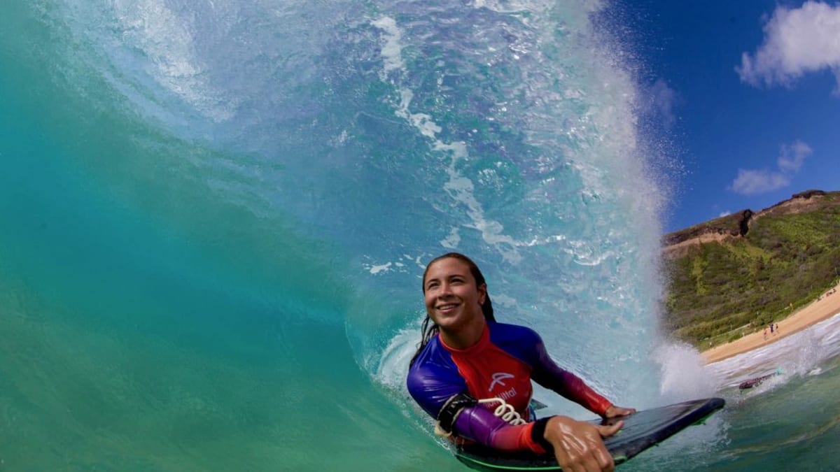 Atleta capixaba Bianca Simões disputa etapas finais do Circuito Mundial Feminino de Bodyboarding em agosto e setembro