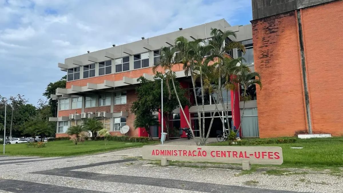 Ufes abre inscrições para auxílios estudantis no