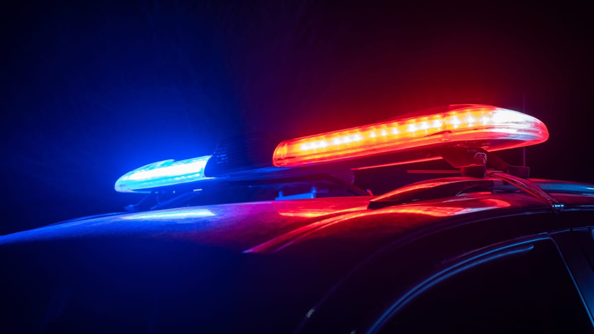 Jovem de 22 anos é morto a tiros dentro de casa em Ribeirão das Neves