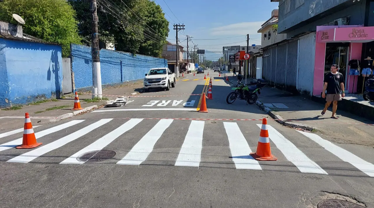 São Vicente realiza melhorias no cruzamento da Avenida Senador Salgado Filho para aumentar segurança no trânsito