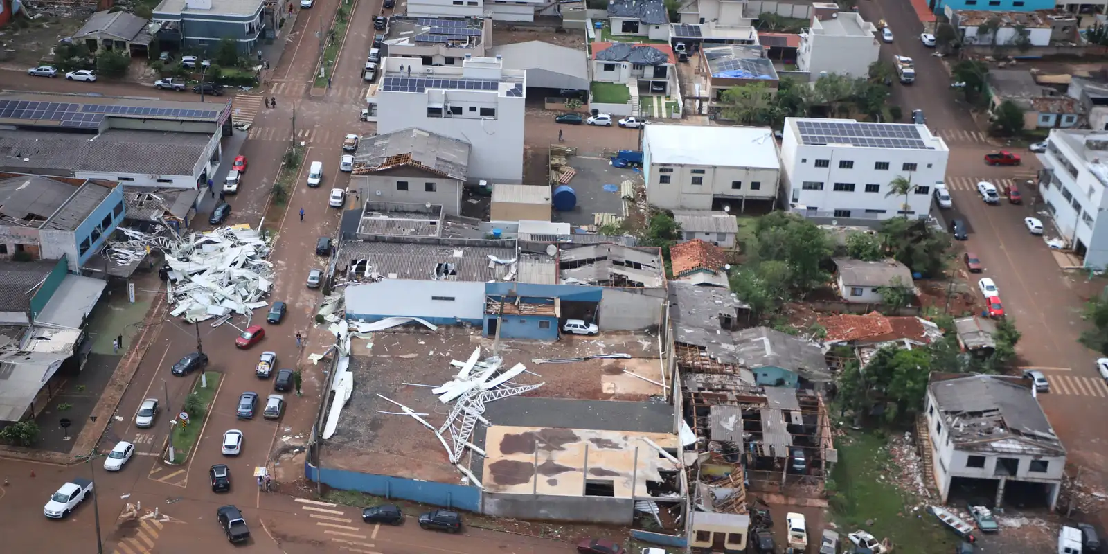 Ciclone-bomba causa morte e estragos no Rio Grande do Sul