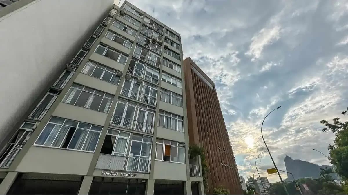 Caixa leiloa apartamento de Eduardo Bolsonaro em Botafogo por atraso no financiamento
