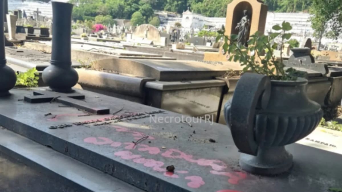 Túmulo do ex-presidente Emílio Garrastazu Médici é vandalizado no Rio de Janeiro