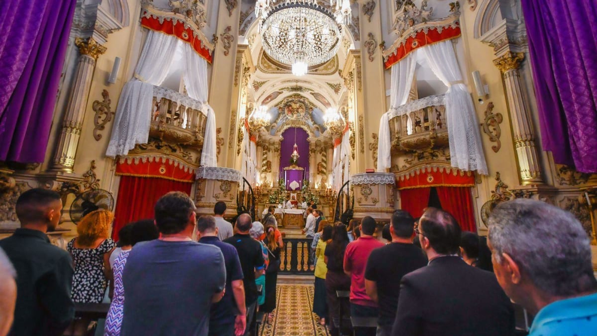 Igreja da Lapa dos Mercadores celebra Dia dos Pais com Missa Solene e música sacra