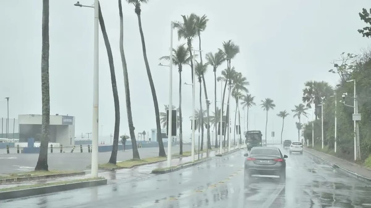 Frente fria provoca tempo instável e chuvas em Salvador durante a semana