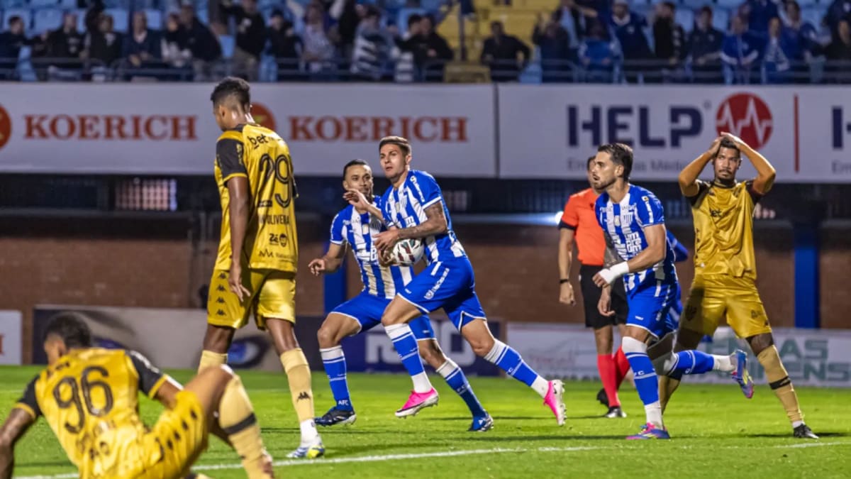 Avaí vence Sport de virada e sai do Z4 na Série B 2026