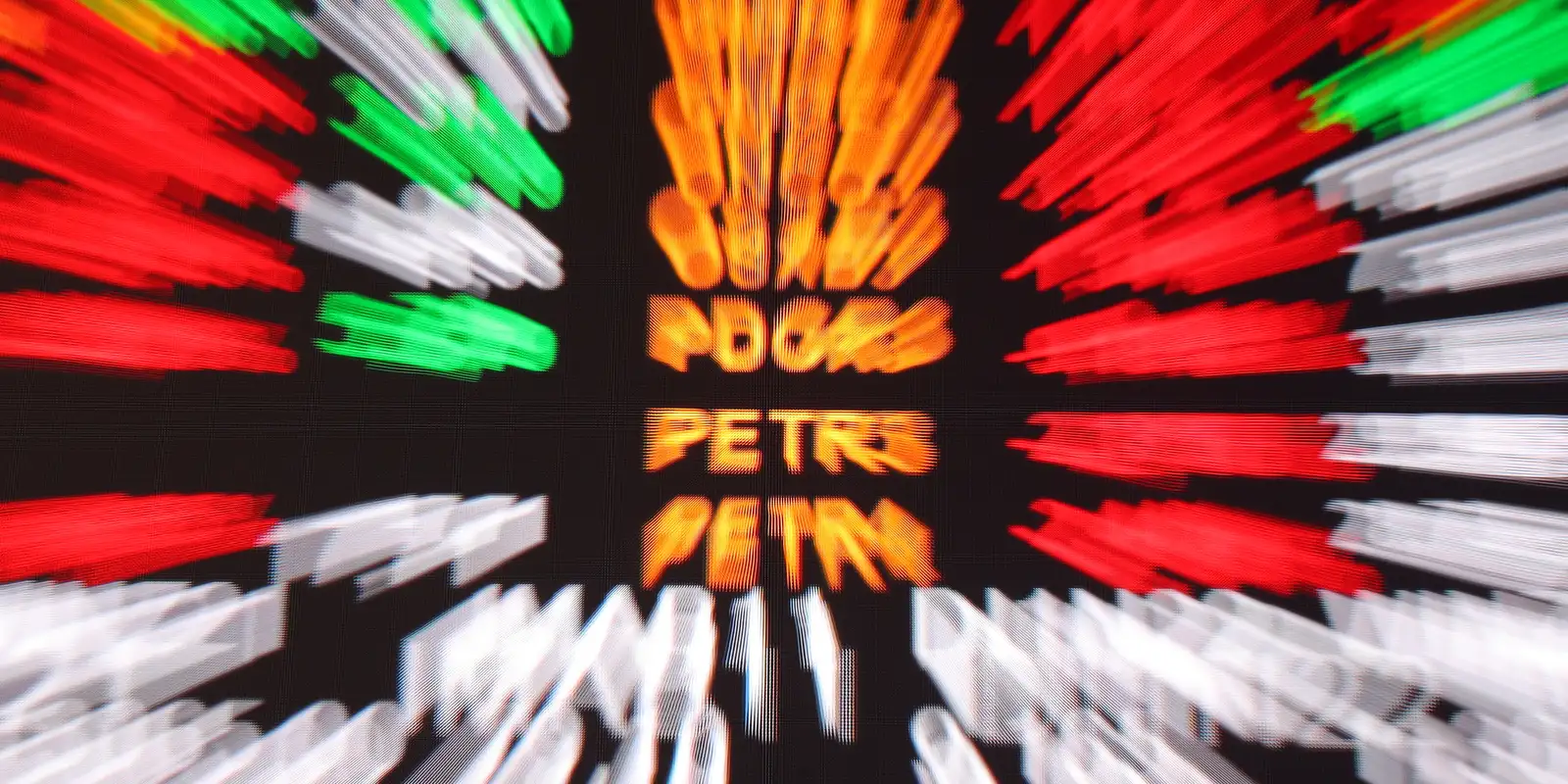 Bolsa bate recorde e dólar fecha estável no menor nível em quase dois anos