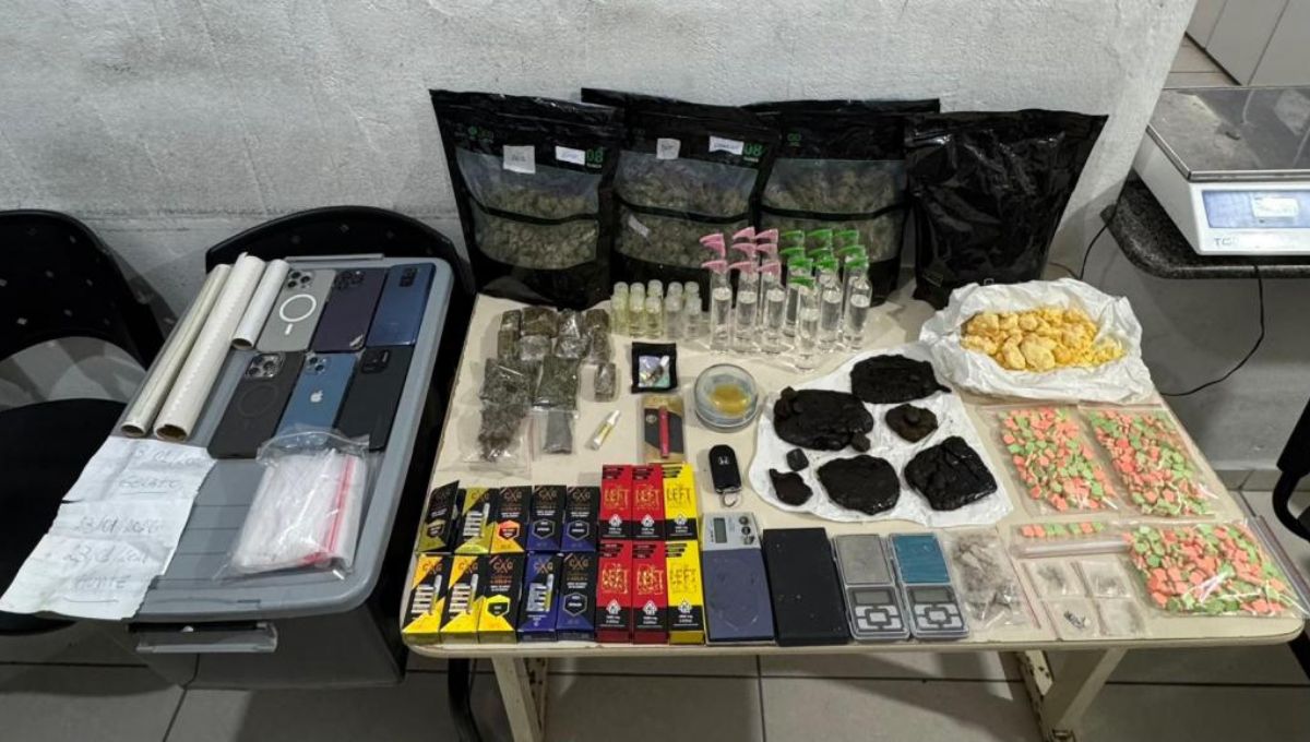 Quatro homens são presos por tráfico de drogas em Itapema após operação policial