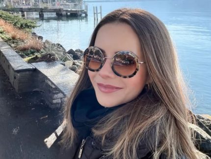 Sandy completa 43 anos e reflete sobre os “erros e acertos” da vida