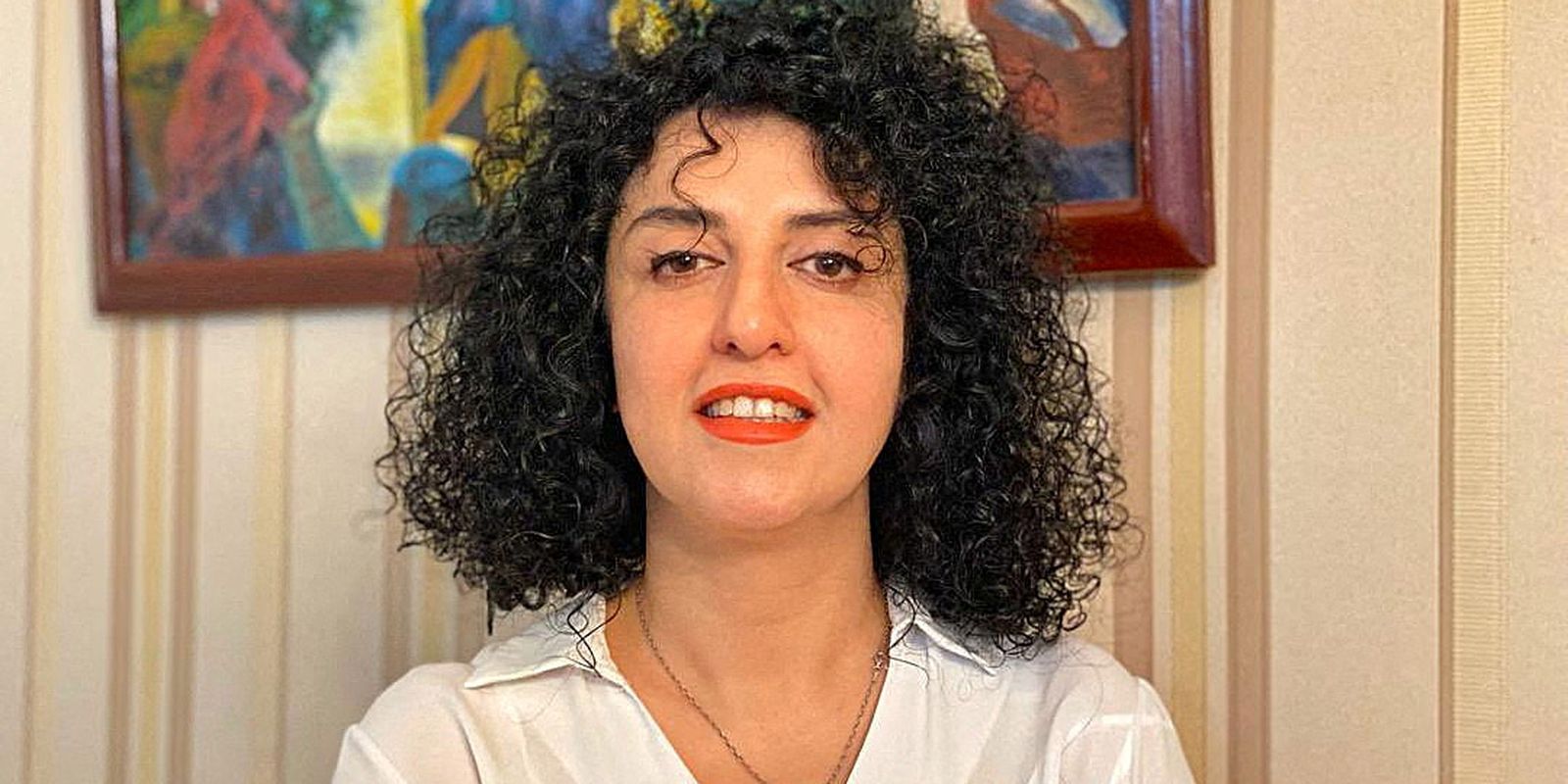 Ativista iraniana Narges Mohammadi recebe nova condenação