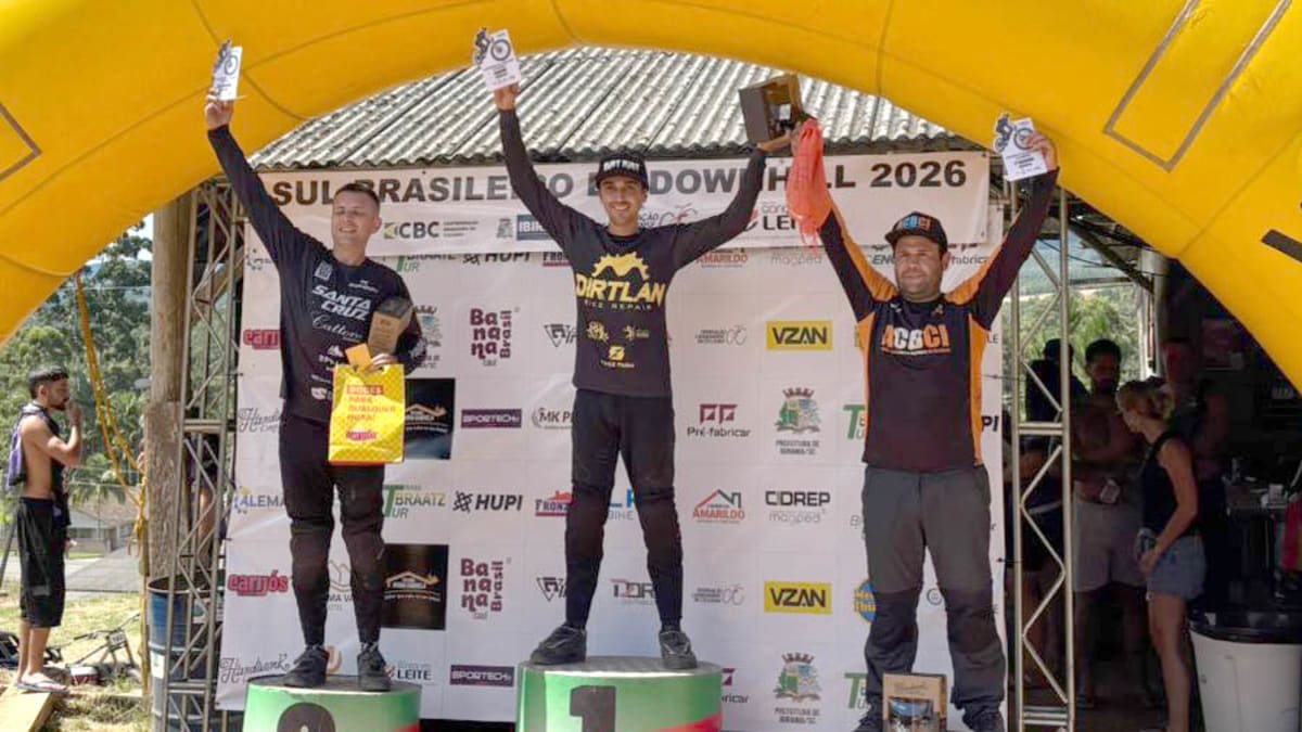 Dois jaraguaenses sobem ao pódio no Sul-Brasileiro de Downhill