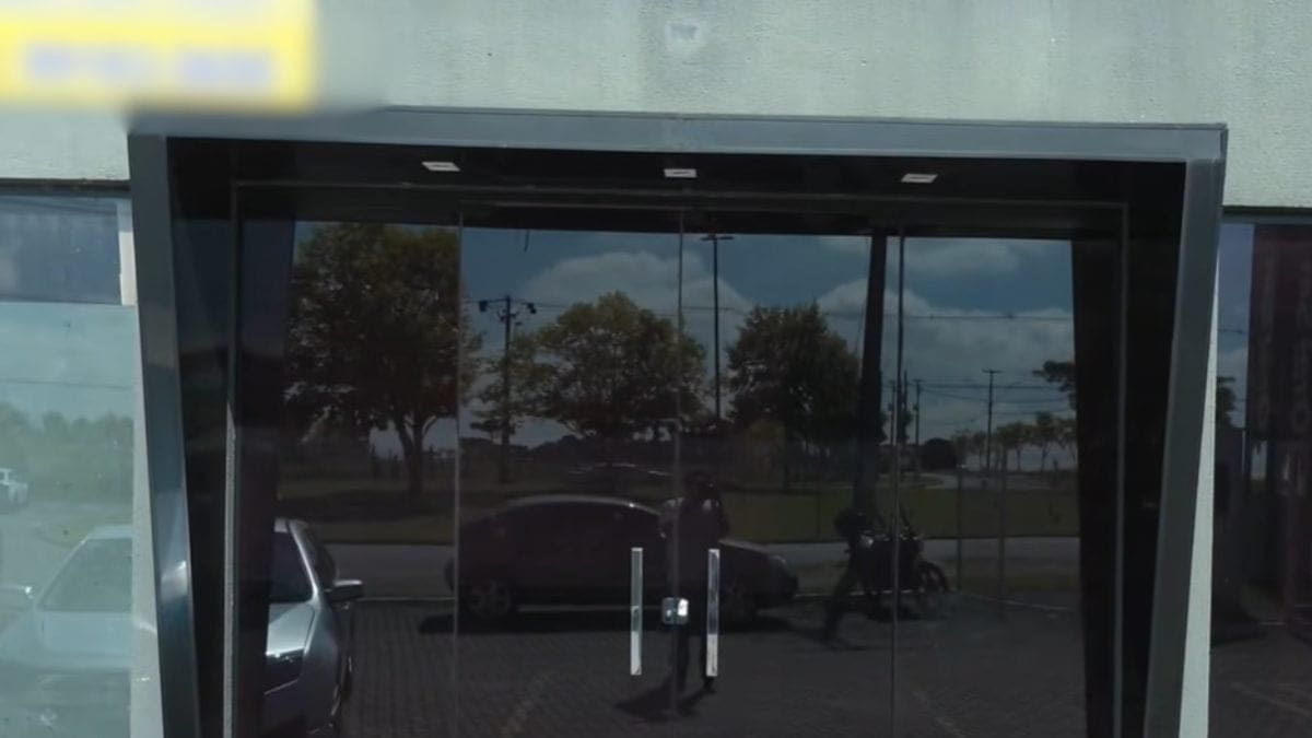 Clínica de estética fecha sem aviso e deixa centenas de clientes no prejuízo na Grande Curitiba