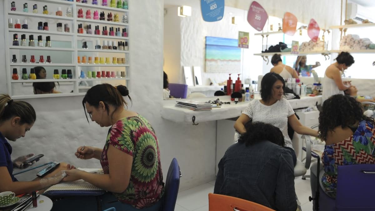 Setor de serviços em Santa Catarina cresce acima da média nacional em 2025