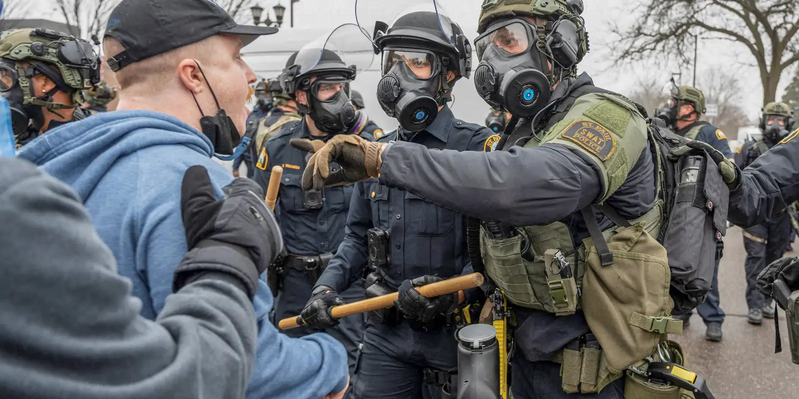 Governo Trump retira agentes de imigração de Minnesota após protestos