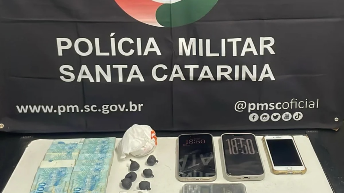 Polícia Militar prende homem por tráfico de drogas em Brusque