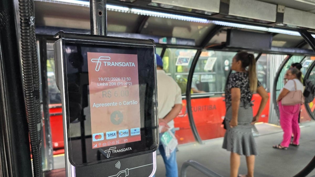 Pagamento por aproximação é implementado em ônibus da Região Metropolitana de Curitiba